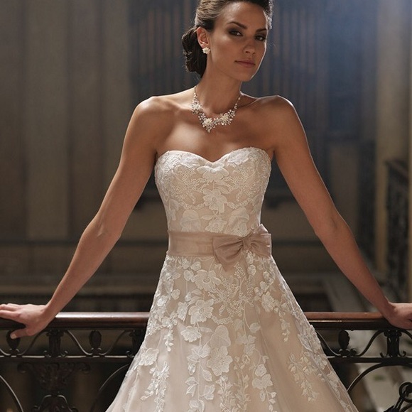 Ivory Wedding Dress: David Tutera - “Hillary” - Picture 7 of 7